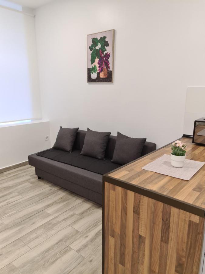 M-A Apartamento Duplex Jaen Apartment Мадрид Екстериор снимка